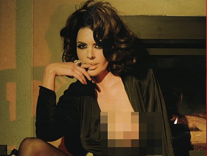 VIDEO: TV show host and actress Lisa Rinna poses nude for Playboy next month.