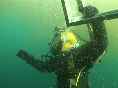 VIDEO: Stunning high-def video from an underwater camera of the oil spill in the Gulf.