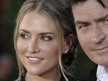 VIDEO: The actor cops to assaulting his wife in exchange for a plea deal.