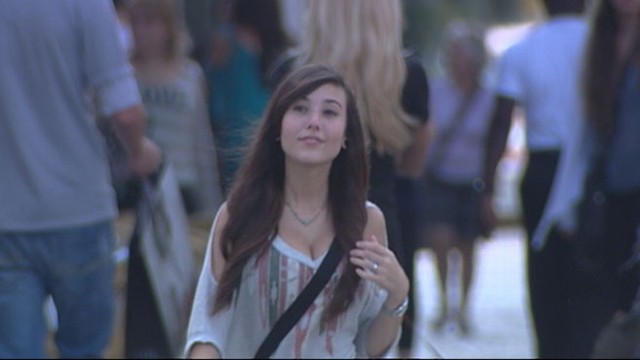 640px x 360px - Angie Varona: How a 14-Year-Old Unwillingly Became an ...