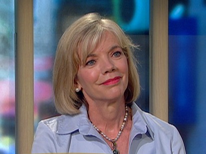 Dr. Marie Savard