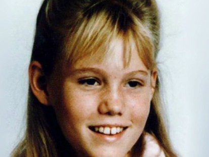 VIDEO: Jaycee Lee Dugard returns to family after being kidnapped 18 years ago.
