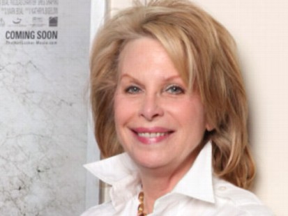 VIDEO: Police search for a culprit in the Hollywood publicist murder case.