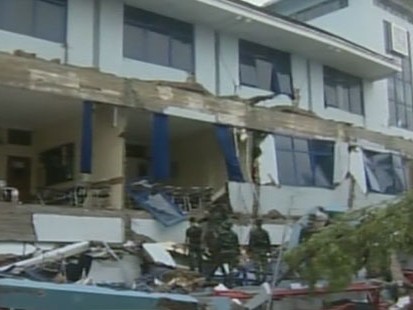 VIDEO: People still buried after destruction in Indonesia.