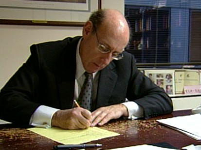 VIDEO: Government plans to regulate compensation at companies that received bailout.
