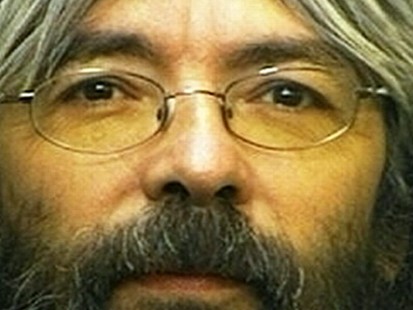 VIDEO: Gary Faulkner was arrested in Pakistan, armed with a sword and pistol.