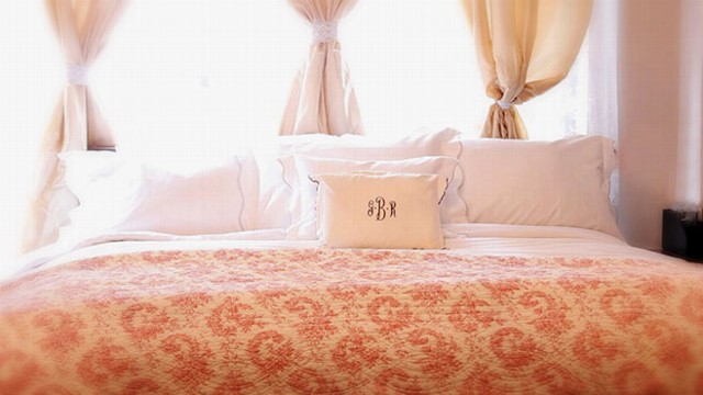 5 Simple Steps To A Hotel Bed At Home Abc News