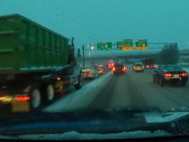 VIDEO: Time-lapse video shows morning traffic in Minneapolis, Minnesota.