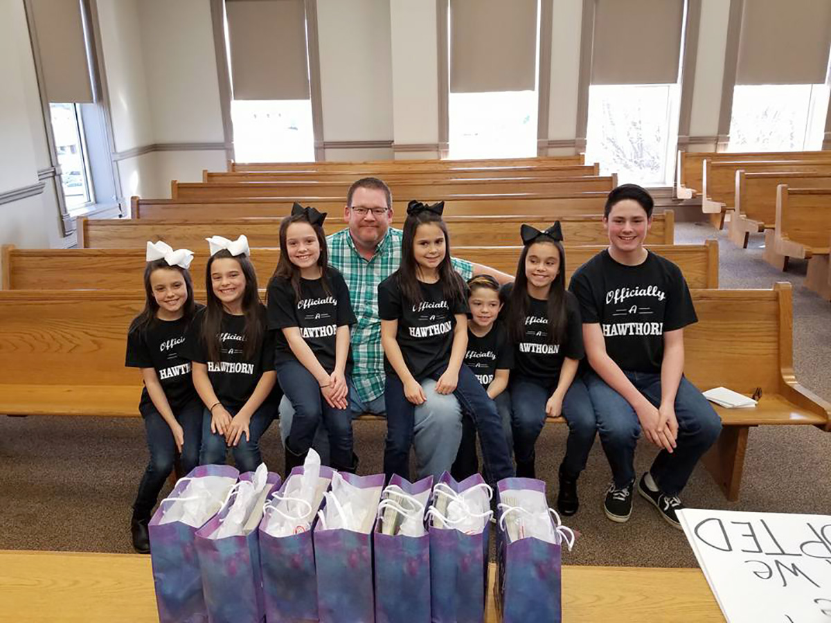 PHOTO: Dawson, 15, Kyndal, 11, Lacey, 10, Layna, 10, Addiley, 9, Arria, 9 and Nixson Hawthorn, 8, were officially adopted by Michael and Terri Hawthorn of Hot Springs, Arkansas, on Dec. 3.