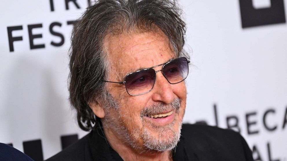 VIDEO: Robert De Niro and Al Pacino put spotlight on older dads
