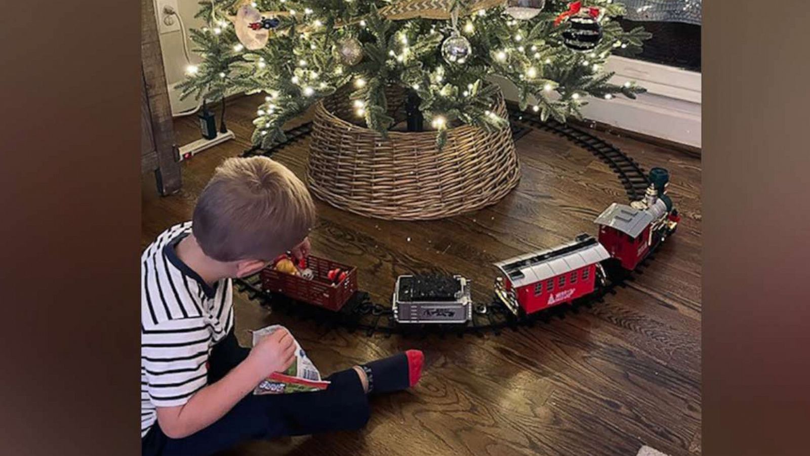 PHOTO: Alana Smith, the writer behind the "Holy Moly Motherhood" social media account, tries to make Christmas special for her two young sons every year.