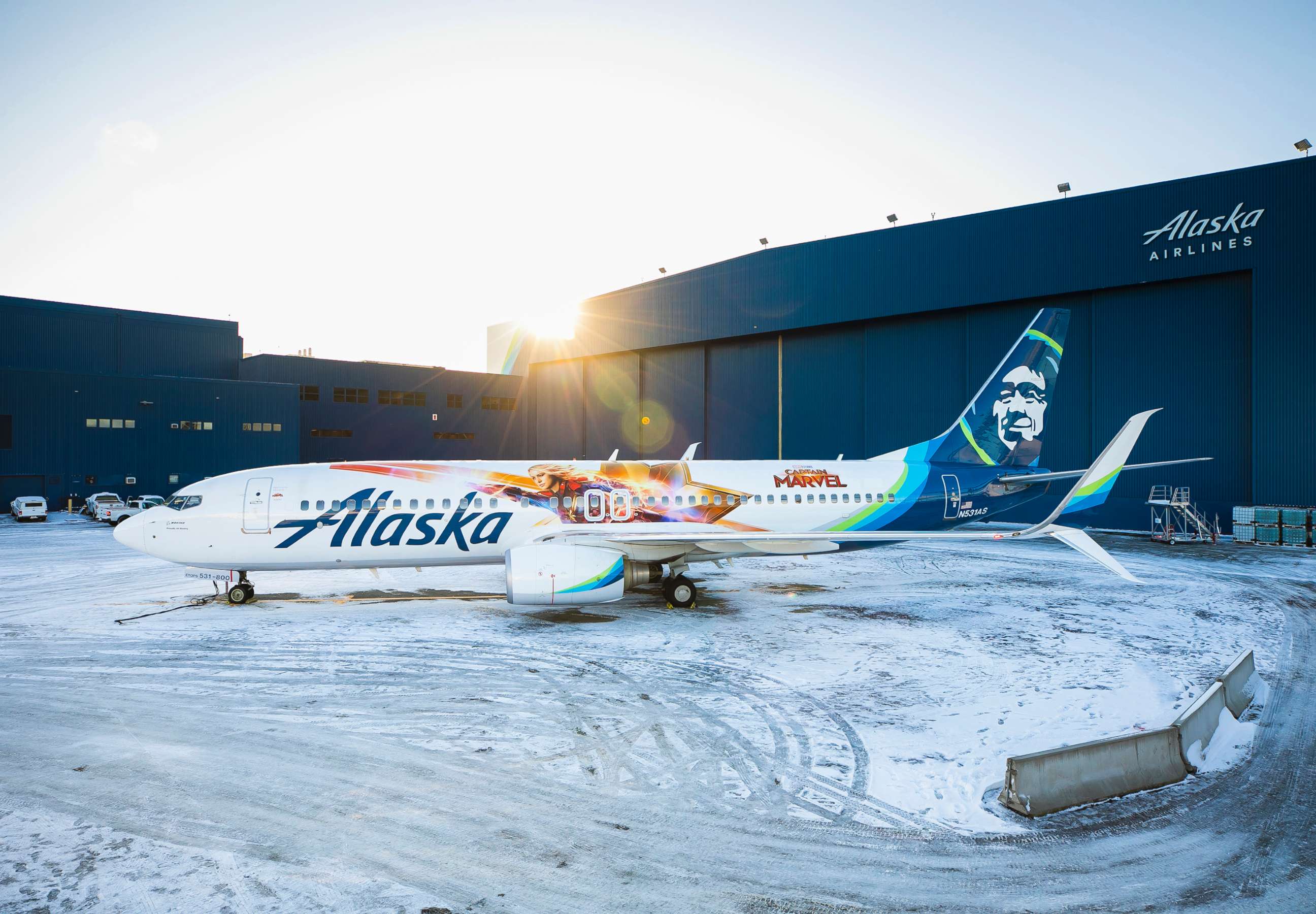 PHOTO: Alaska Airlines has unveiled a special-edition plane featuring Marvel Studios' first female super hero lead, Captain Marvel.