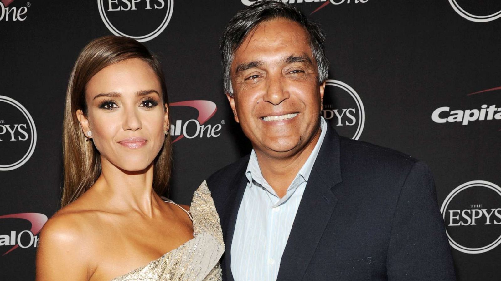 PHOTO: Actress Jessica Alba with father Mark Alba attends The 2014 ESPYS at Nokia Theatre L.A. Live, July 16, 2014, in Los Angeles.