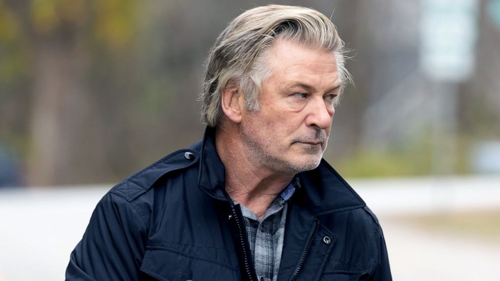 Authorities Issue Search Warrant For Alec Baldwin S Cellphone In Connection With Fatal Shooting Abc News