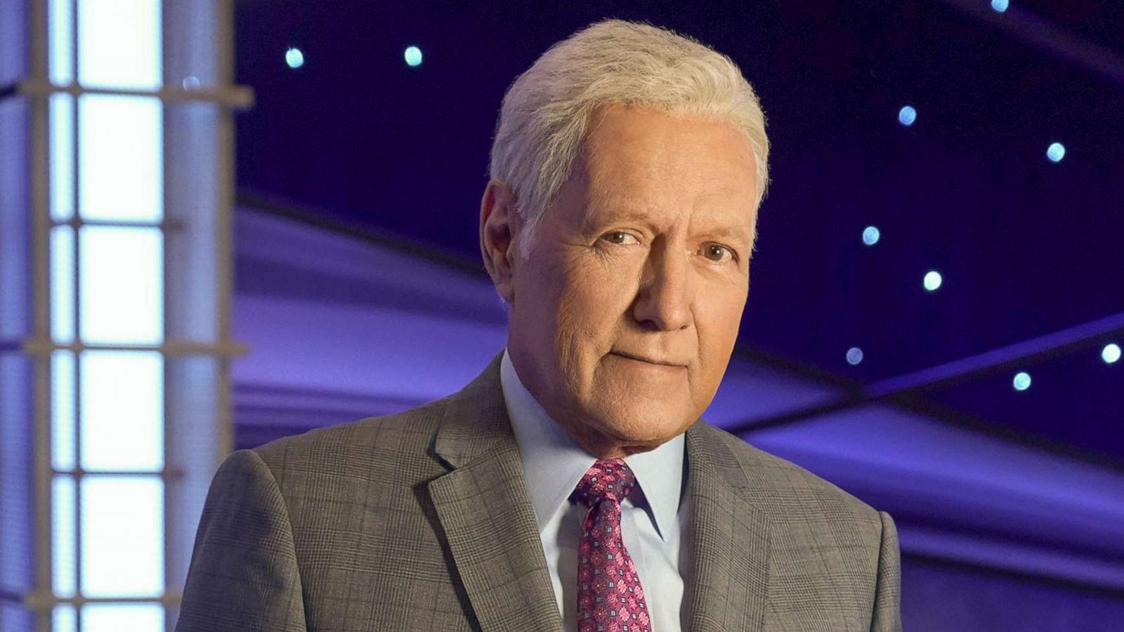 PHOTO: Alex Trebek hosts "JEOPARDY!