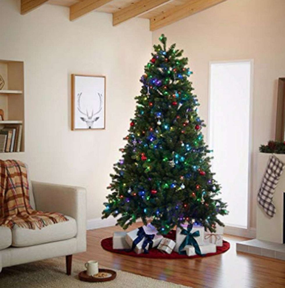 PHOTO: The "smart" tree lets you activate the Christmas lights with your voice.