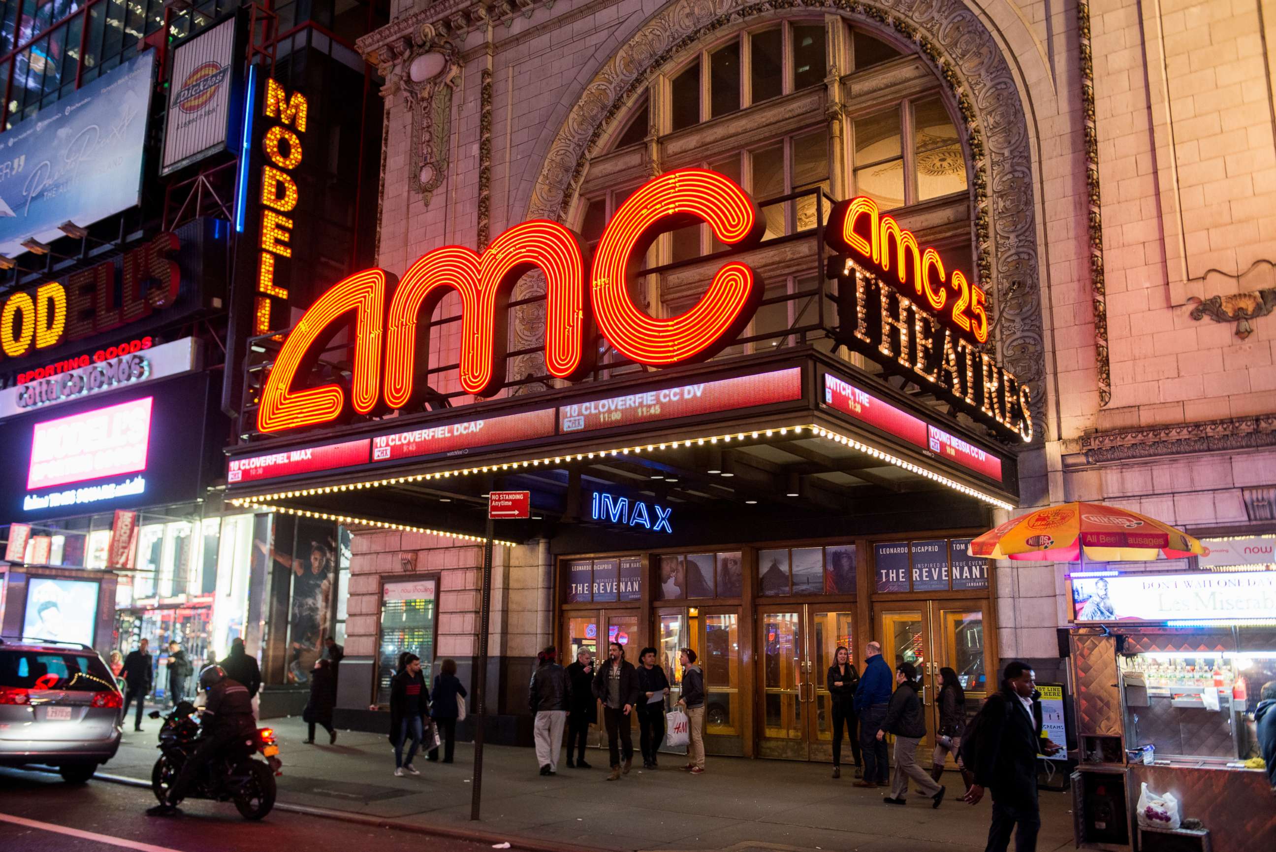 PHOTO: General view of atmosphere outside the AMC Empire 25 theater, March 15, 2016, in New York City.