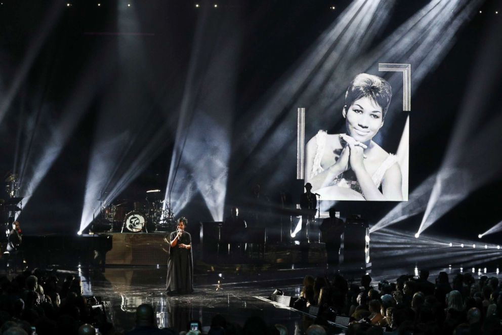 PHOTO: Gladys Knight performs while an image of the late Aretha Franklin is projected on a screen during the 2018 American Music Awards on Oct. 9, 2018, in Los Angeles.