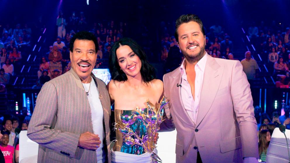 PHOTO: Lionel Richie, Katy Perry and Luke Bryan on the set of "American Idol."