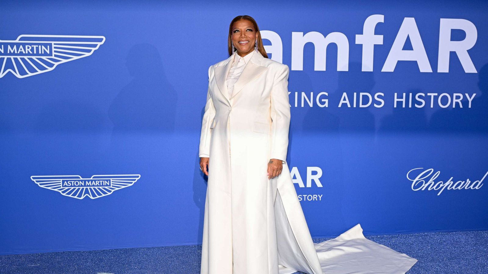 PHOTO: Queen Latifah attends the amfAR Cannes Gala 2023 Sponsored by Aston Martin at Hotel du Cap-Eden-Roc, May 25, 2023, in Cap d'Antibes, France.