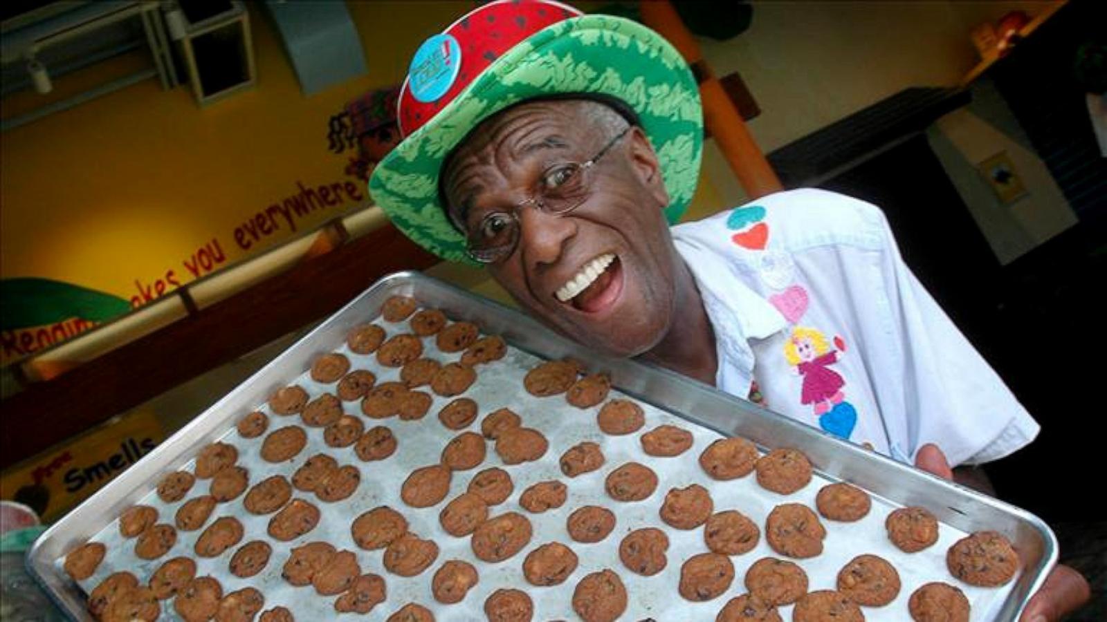 PHOTO: Wally Amos in his home office in the Lanikai section of Kailua, Hawaii, June 12, 2007.