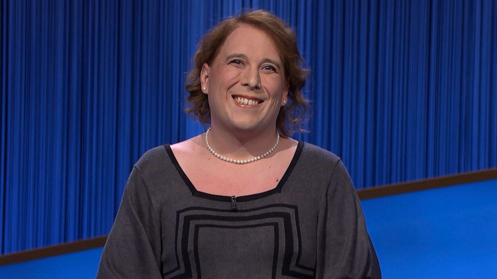 PHOTO: Game show champion Amy Schneider on the set of "Jeopardy!" 