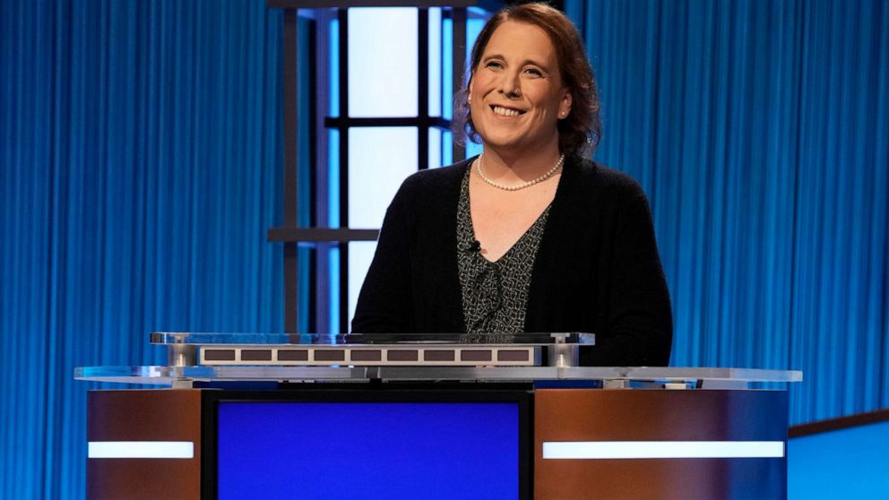 PHOTO: Game show champion Amy Schneider on the set of "Jeopardy!" 