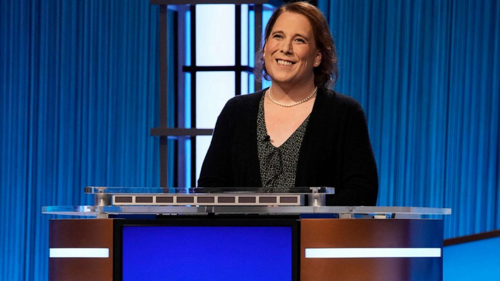 VIDEO: Reigning 'Jeopardy!' champ reveals she was robbed over New Year's