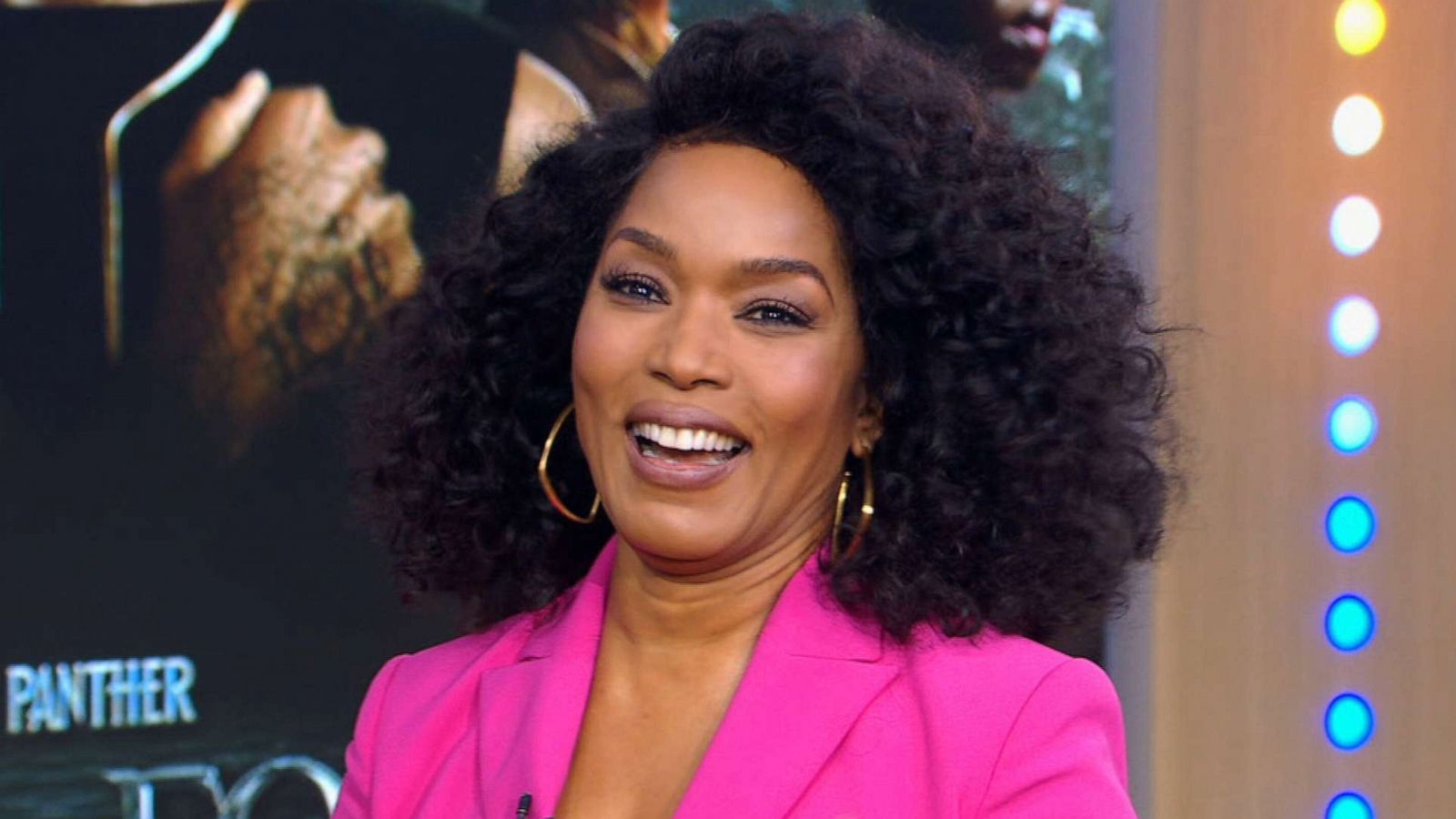 PHOTO: Angela Bassett appears on Good Morning America, Nov. 2, 2022.