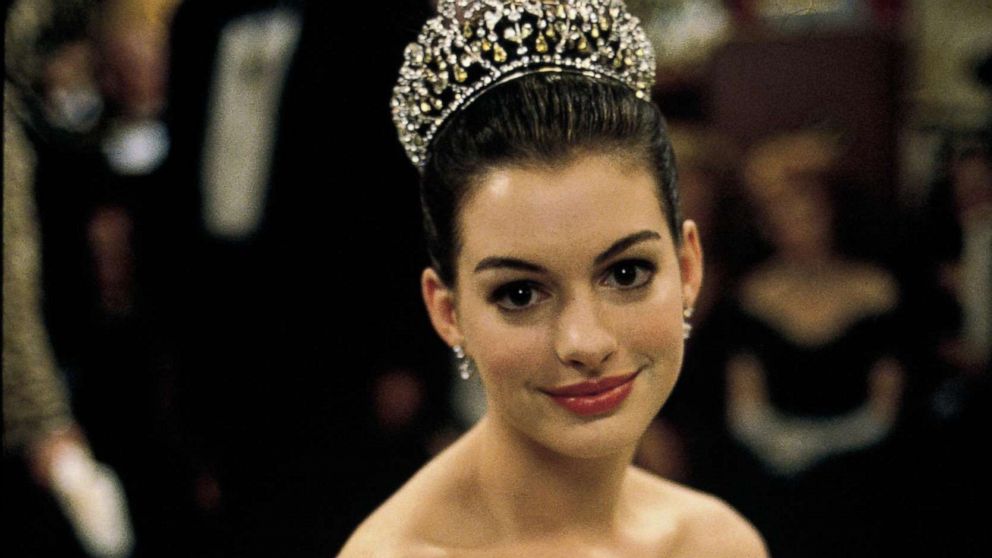 VIDEO: Anne Hathaway confirms there's a script for another 'Princess Diaries' movie