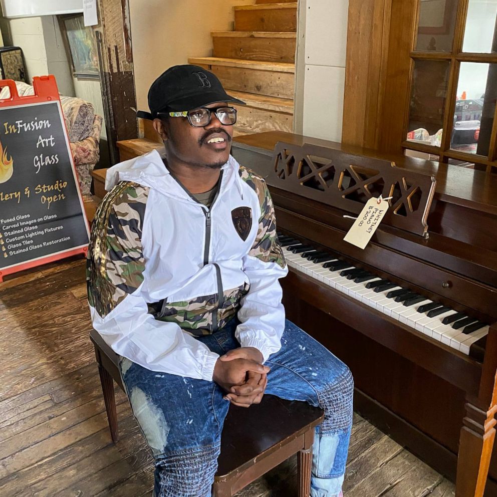 VIDEO: Antique store owner gives piano to a student after his viral 'Don't Stop Believin' performance