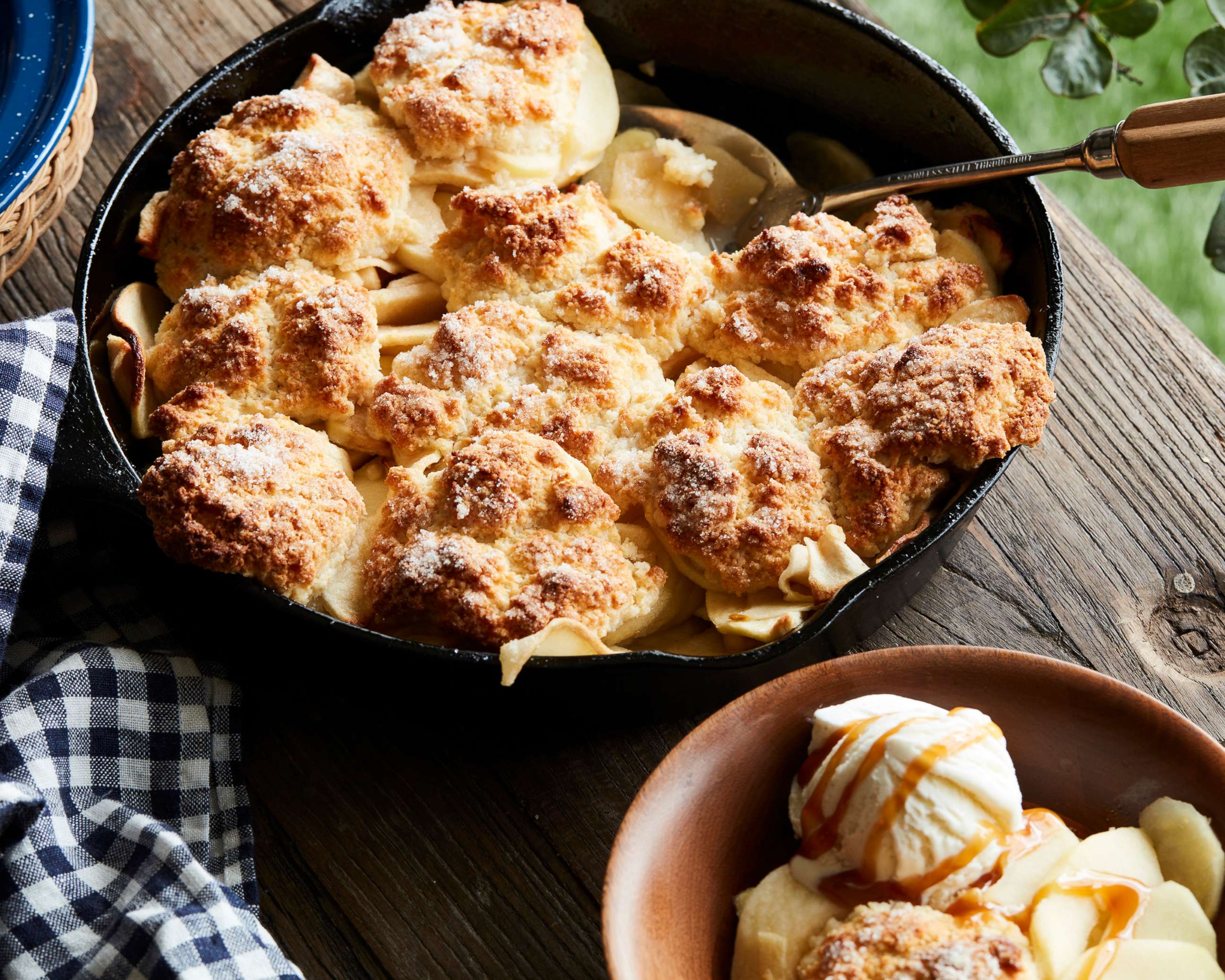 PHOTO: Food Network Kitchen shares this smoked apple cobbler recipe.