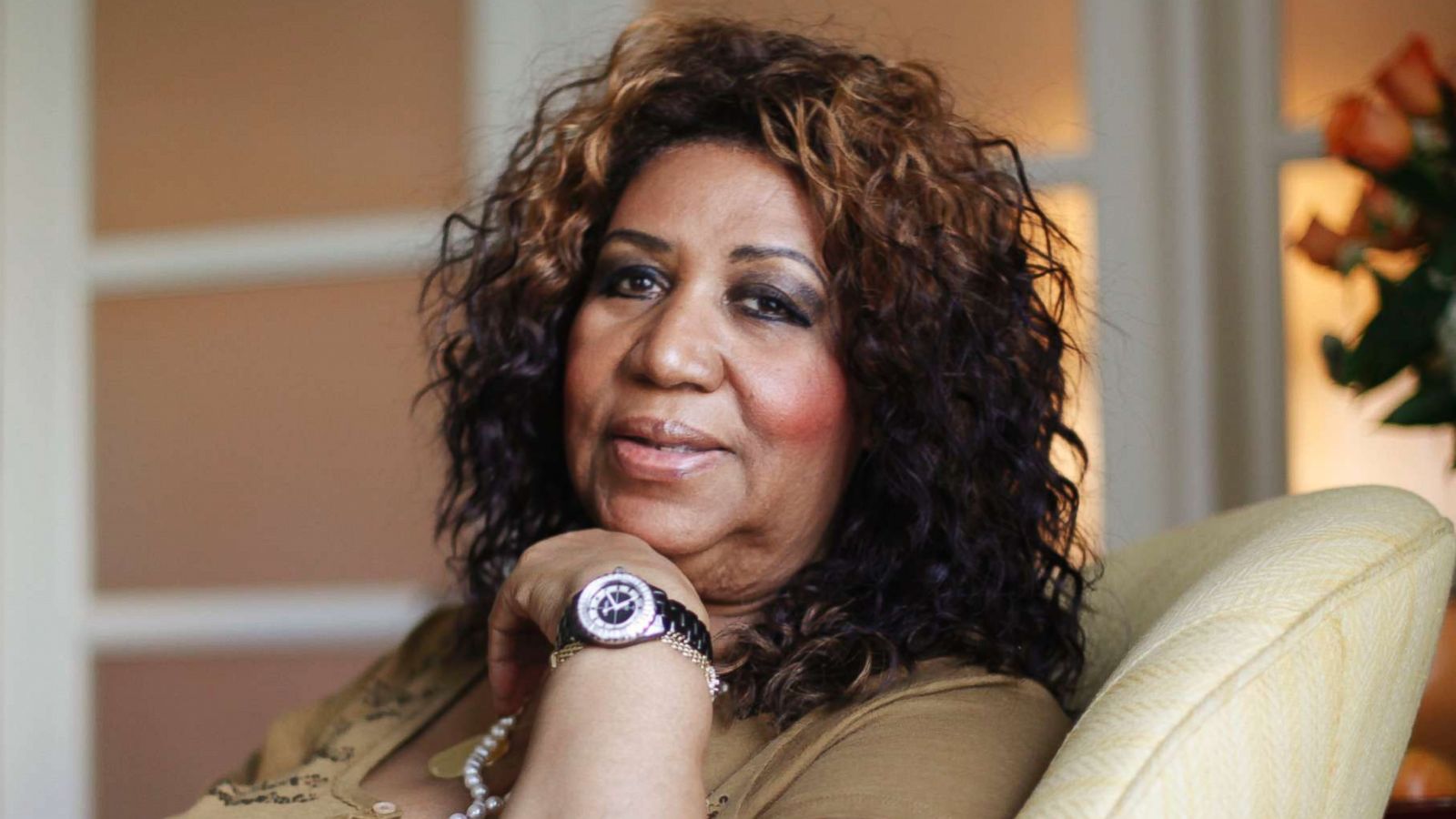 PHOTO: Aretha Franklin poses for a portrait in Philadelphia, July 26, 2010.