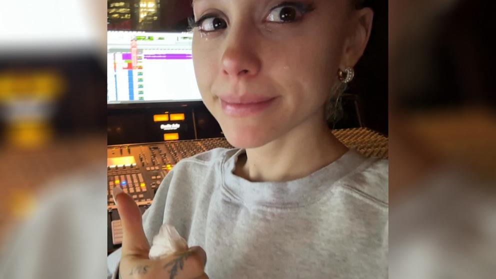 Ariana Grande shares photos from recording studio, hints at new album - ABC  News
