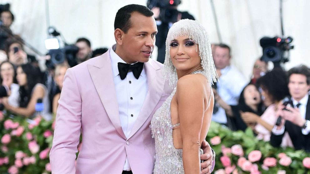 VIDEO: Jennifer Lopez and Alex Rodriguez are engaged