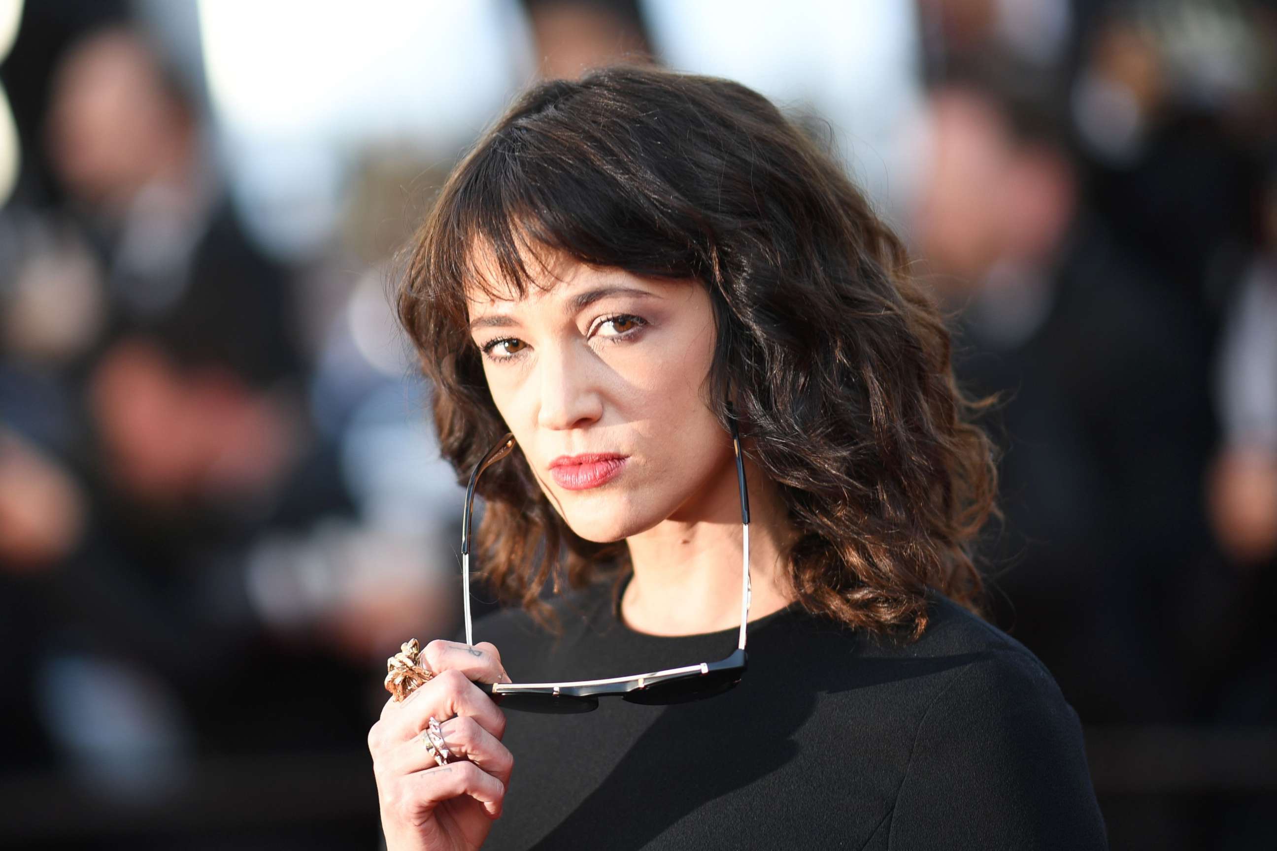 PHOTO: Asia Argento poses as she arrives for the closing ceremony and the screening of the film "The Man Who Killed Don Quixote" at the 71st edition of the Cannes Film Festival in Cannes, southern France, May 19, 2018.