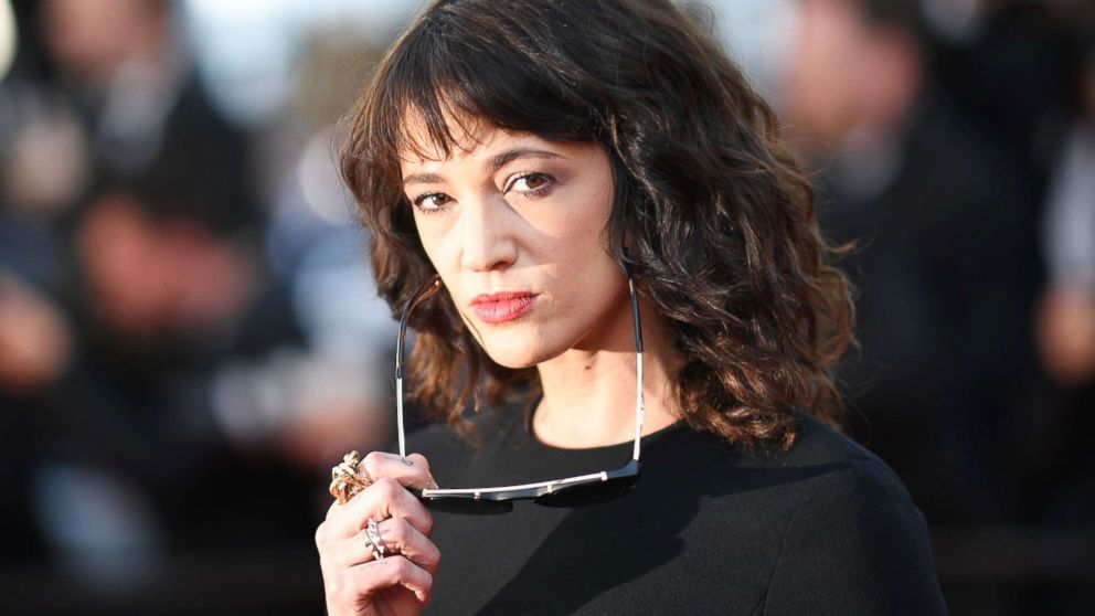 PHOTO: Asia Argento poses as she arrives for the closing ceremony and the screening of the film "The Man Who Killed Don Quixote" at the 71st edition of the Cannes Film Festival in Cannes, southern France, May 19, 2018.