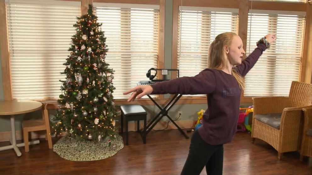VIDEO: Teen dances 'Nutcracker' lead after 15-hour surgery