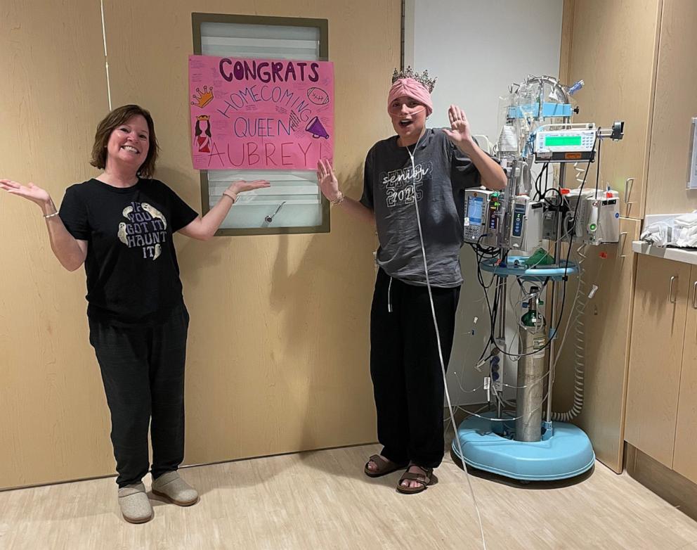 PHOTO: Chancey Barnett and her daughter Aubrey posed for a photo after Aubrey won the title of homecoming queen while she was undergoing cancer treatment.