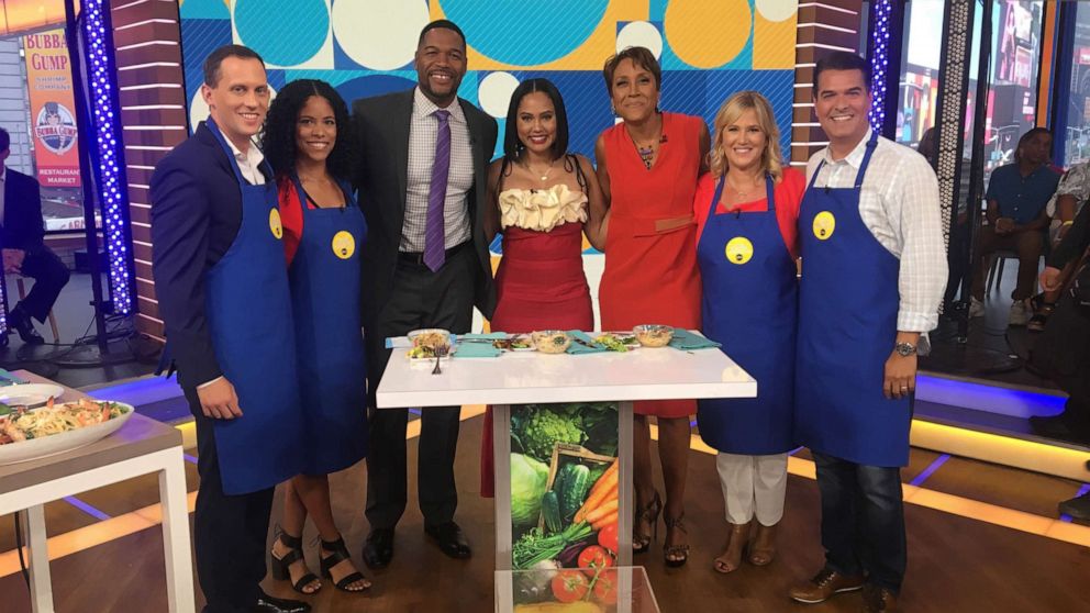 VIDEO: Ayesha Curry judges 2 weeknight meal recipes from 'GMA' viewers