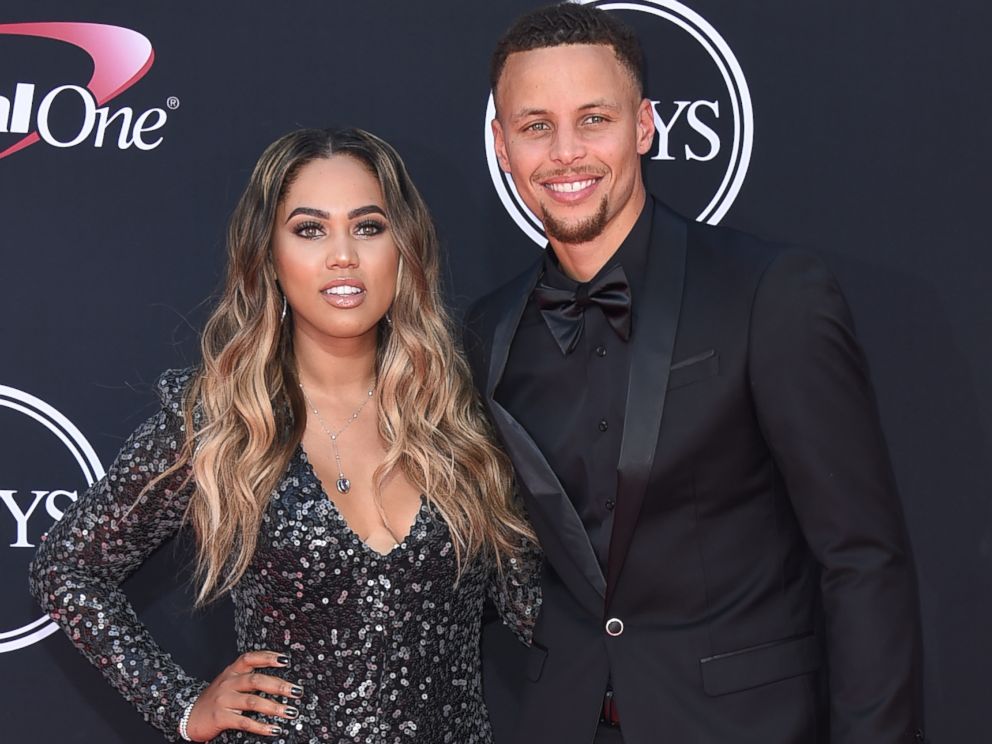 warriors-stephen-curry-gets-personal-while-championing-women-s-equality