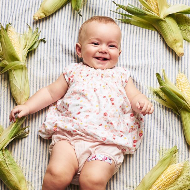 VIDEO: Chef and her photographer husband mark baby's 1st year with adorable food pics