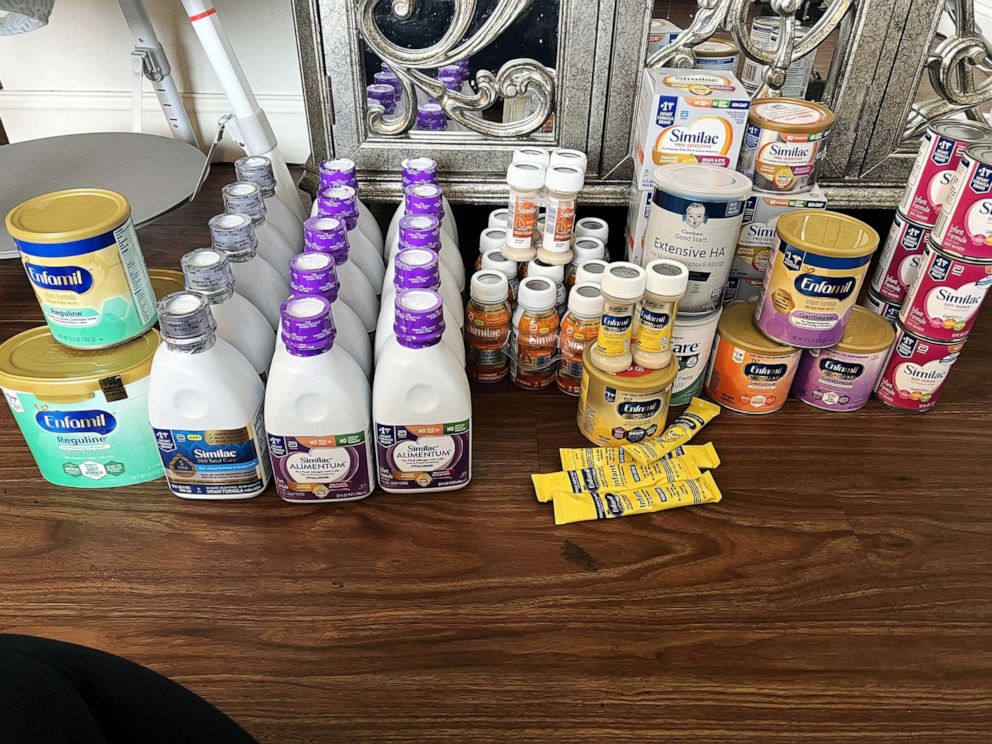 PHOTO: Parents and caregivers have been asking others for baby formula online, coordinating formula donations, and driving for hours to deliver formula to those in need.