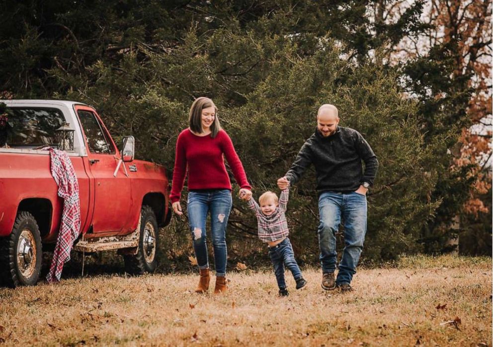 PHOTO: Destiny Klimaszewski is seen in a Christmas photo shoot in 2019 with her son, Cohen, 2 and husband, Brett Klimaszewski.
