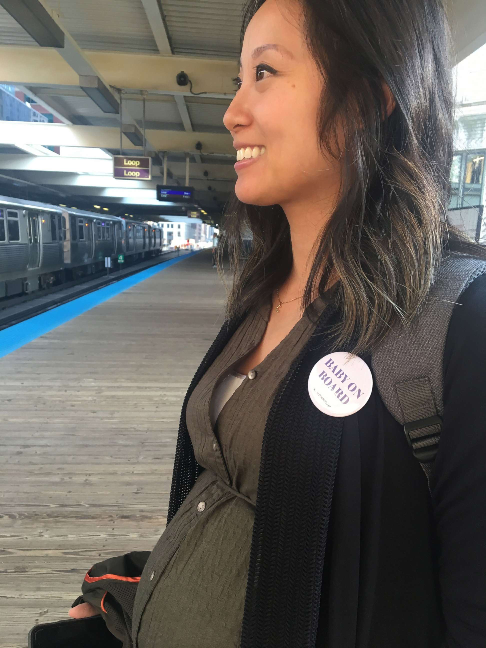 PHOTO: The Mom Project, a Chicago company, is handing out "Baby on Board" buttons for pregnant riders of the Chicago Transit Authority (CTA).