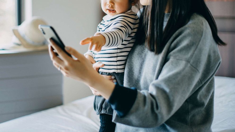 VIDEO: New study links screen time with delayed development in babies