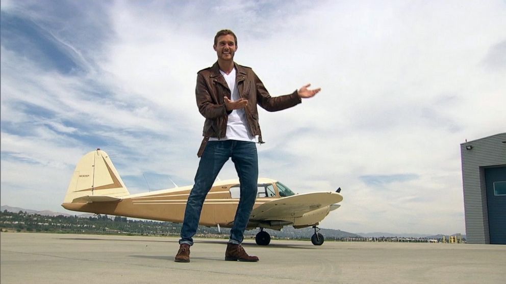 VIDEO: 'The Bachelor' premiere preview: Peter takes the women to flight school