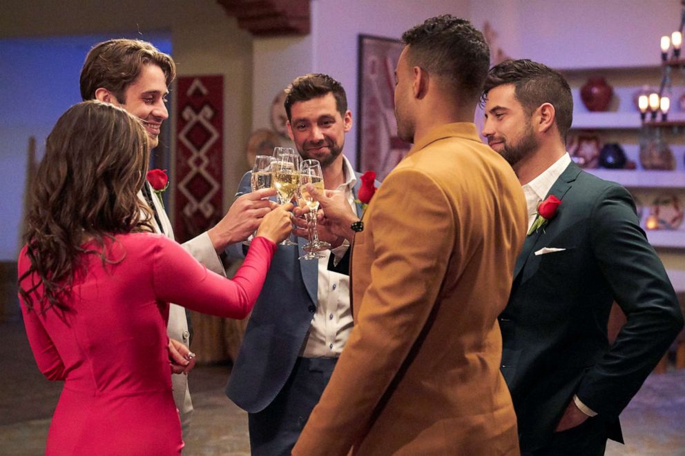 PHOTO: Katie toasts with her final 4 suitors on ABC's "The Bachelorette."