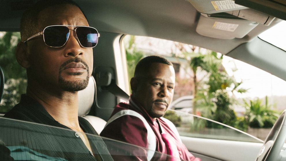 Will Smith's Mike Lowrey convinces his partner Martin Lawrence's Marcus Burnett not retire in the 1st "Bad Boys for Life" trailer out now.