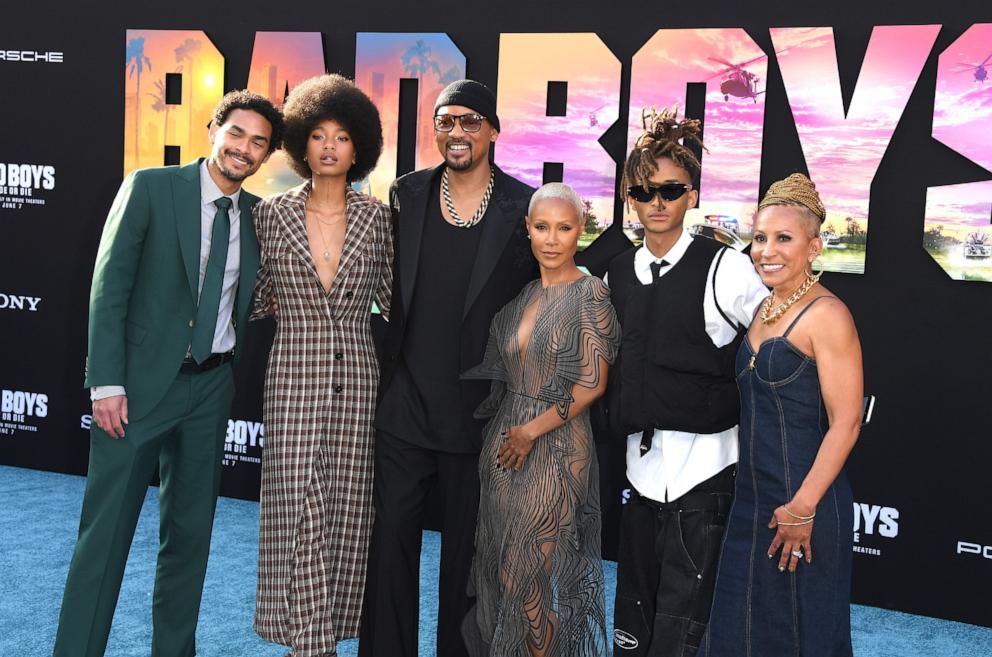 PHOTO: Trey Smith, Willow Smith, Will Smith, Jada Pinkett Smith, Jaden Smith and Adrienne Banfield-Norris arrives at the Los Angeles Premiere Of Columbia Pictures' "Bad Boys: Ride Or Die" at TCL Chinese Theatre on May 30, 2024 in Hollywood, Calif.